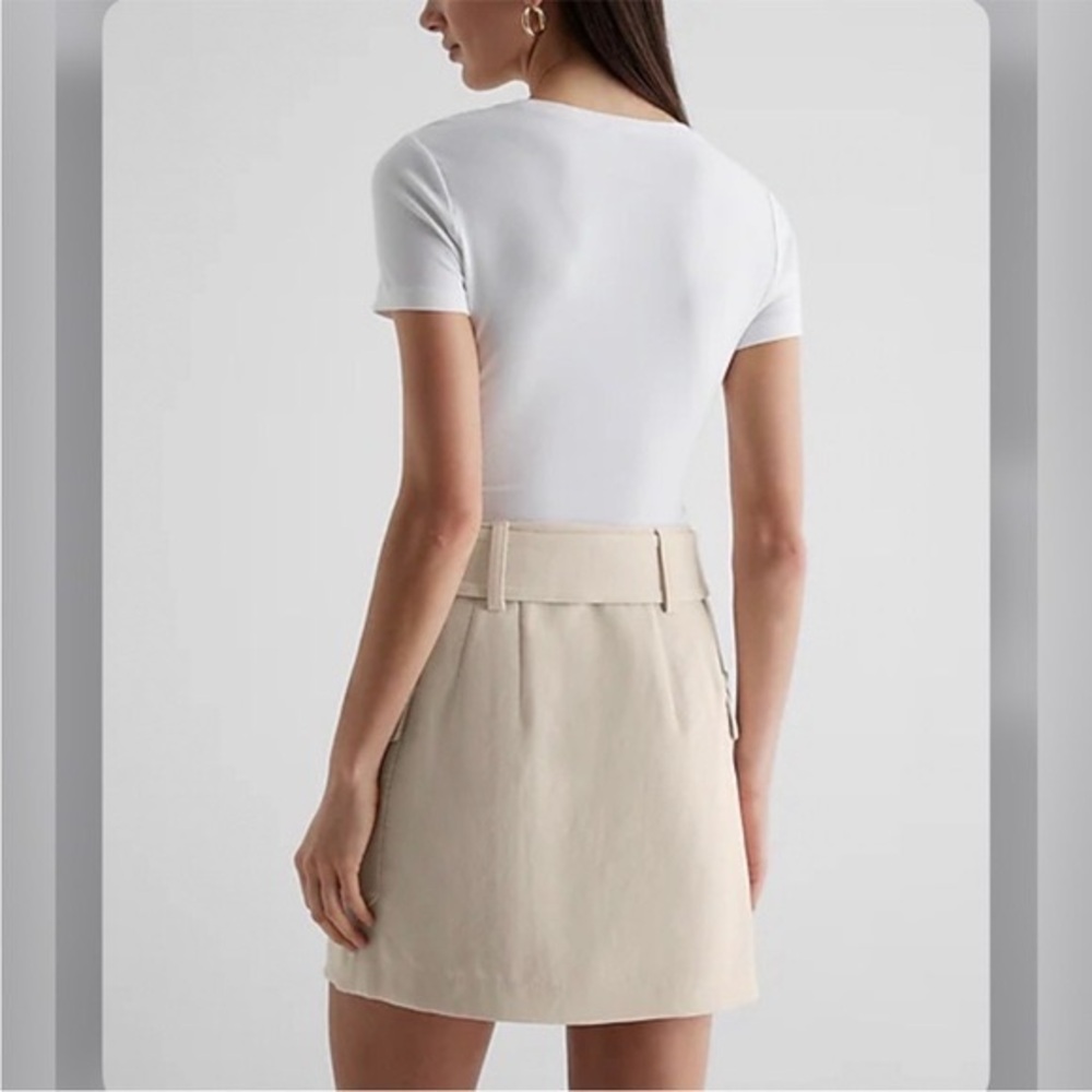 Express super high waisted belted cargo mini skirt size 4 color sand shell - Picture 4 of 6